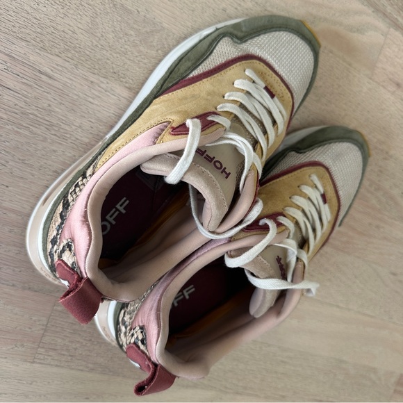 HOFF - Oriental Pearl Sneaker - Picture 2 of 8